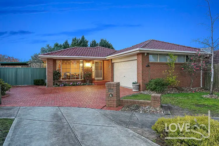 39 Hobson Crescent, Mill Park VIC 3082