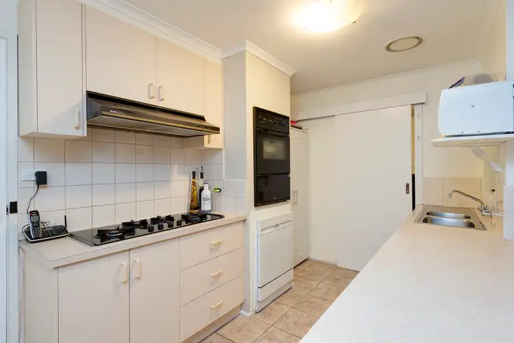 Third view of Homely house listing, 5 Glenara Court, Endeavour Hills VIC 3802