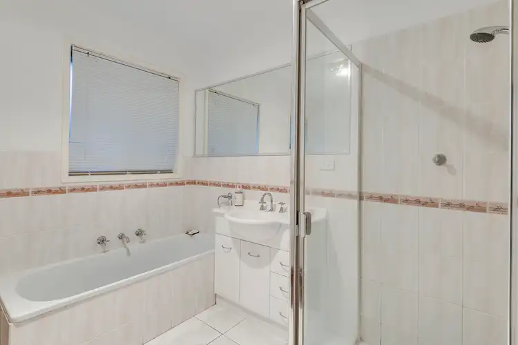 Sixth view of Homely house listing, 5 Glenara Court, Endeavour Hills VIC 3802