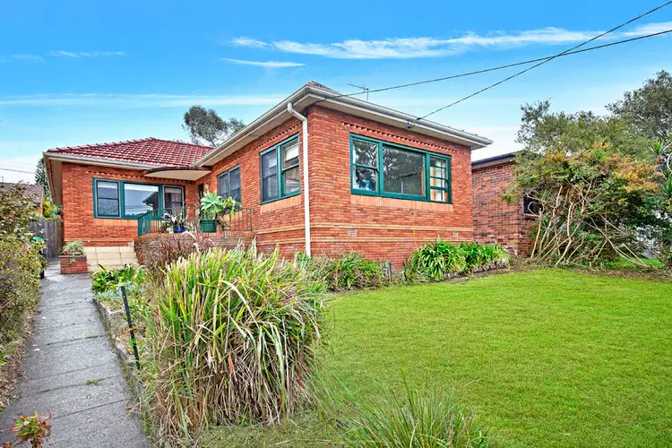 37 Frenchs Forest Road, Seaforth NSW 2092