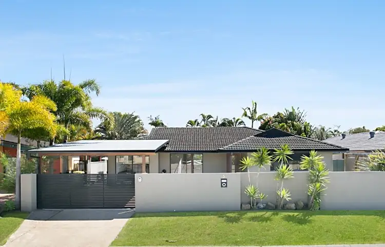 5 Rumrunner Street, Mermaid Waters QLD 4218