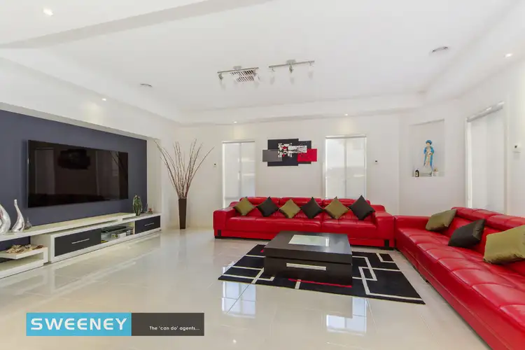 Second view of Homely house listing, 10 Mitchley Court, St Albans VIC 3021