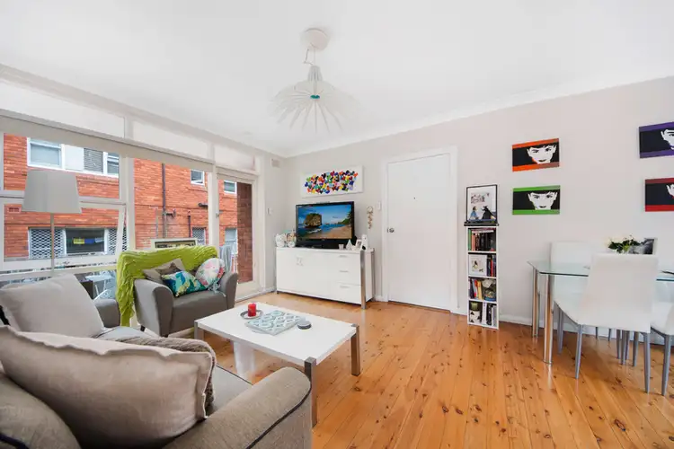 Main view of Homely apartment listing, 2/5 Wilbar Avenue, Cronulla NSW 2230