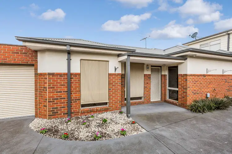 2/120 Suffolk Street, Maidstone VIC 3012