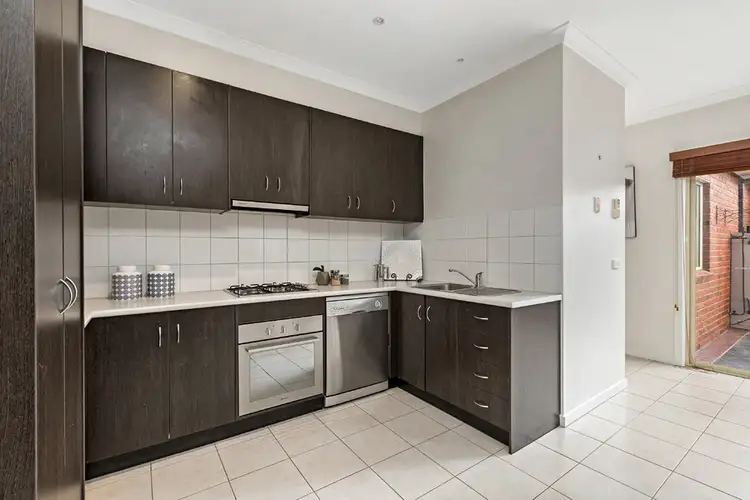 Fourth view of Homely villa listing, 2/120 Suffolk Street, Maidstone VIC 3012