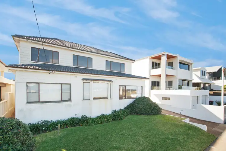 14 Bar Beach Avenue, Bar Beach NSW 2300