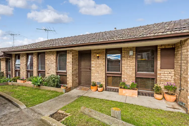 2/10 Hatfield Court, West Footscray VIC 3012