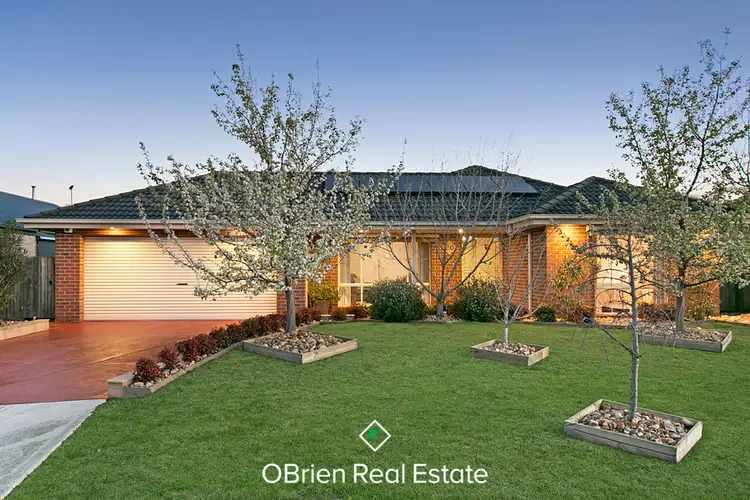 20 Amberley Drive, Pakenham VIC 3810