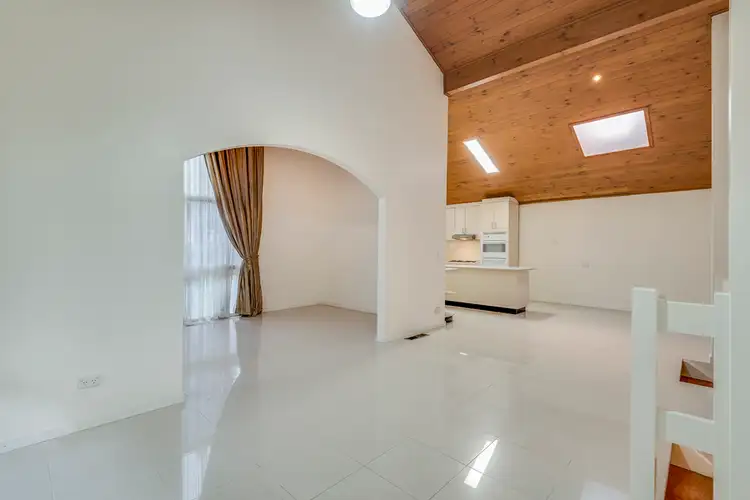 Third view of Homely house listing, 6 Dozey Place, Endeavour Hills VIC 3802
