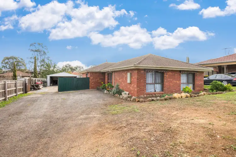 36 Underbank Boulevard, Bacchus Marsh VIC 3340