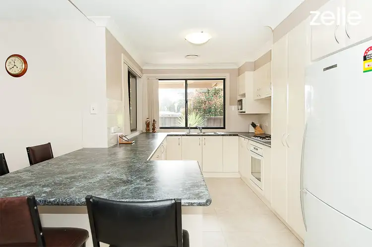 Fifth view of Homely house listing, 2 Honeyeater Circuit, Thurgoona NSW 2640