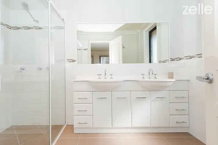 Seventh view of Homely house listing, 2 Honeyeater Circuit, Thurgoona NSW 2640