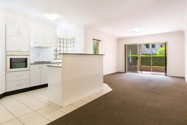Second view of Homely unit listing, 25/84-88 Glencoe Street, Sutherland NSW 2232