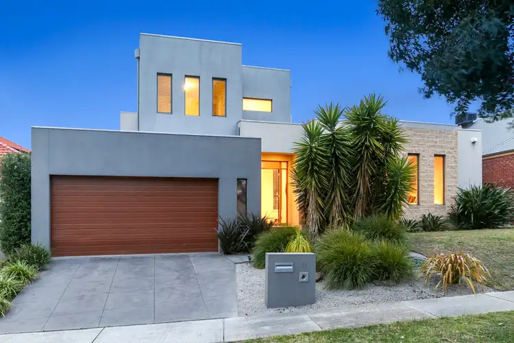 3 Taree Place, Mill Park VIC 3082