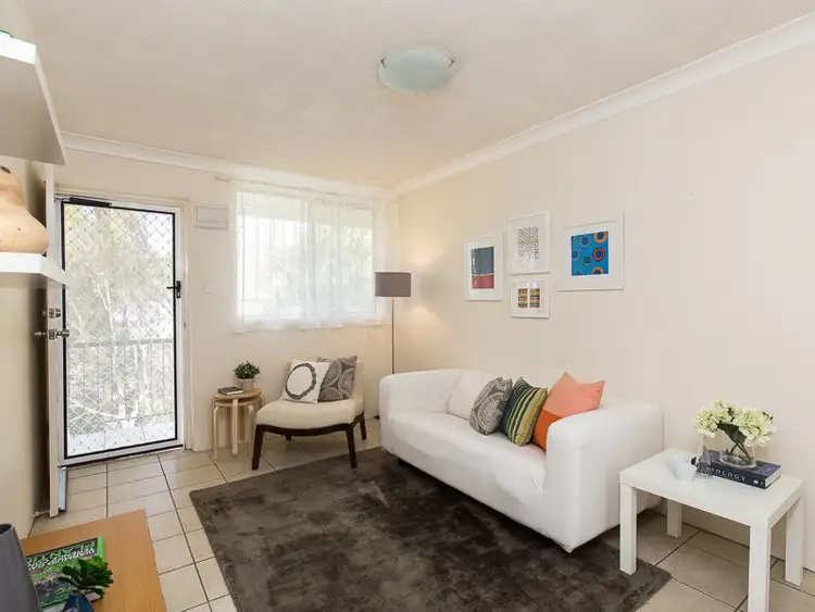 Second view of Homely apartment listing, 6/10 Garden Terrace, Newmarket QLD 4051