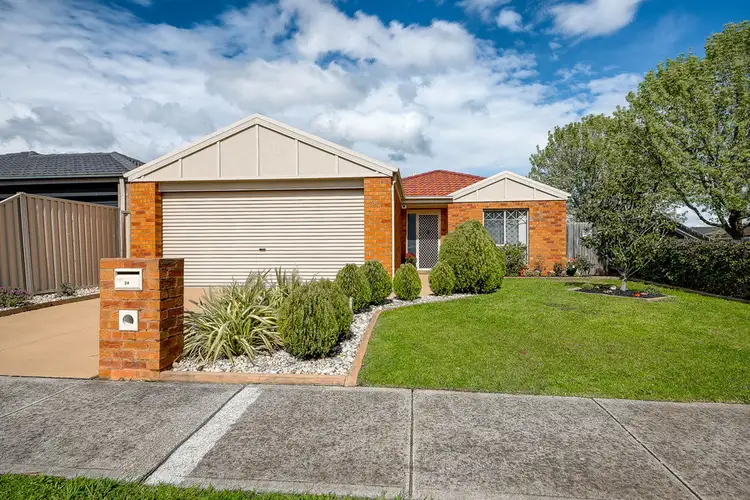 24 Vega Terrace, Cranbourne VIC 3977