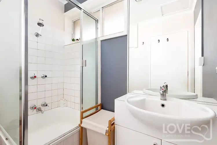 Sixth view of Homely apartment listing, 6/31 Clapham Street, Thornbury VIC 3071