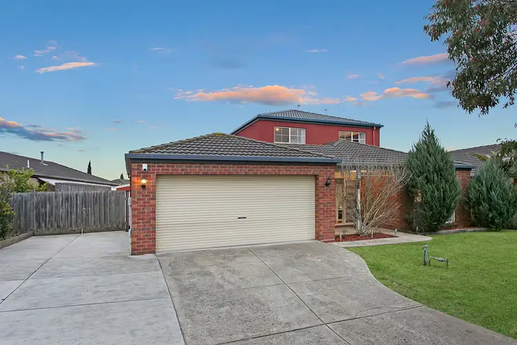 9 Dunmore Court, Cranbourne VIC 3977