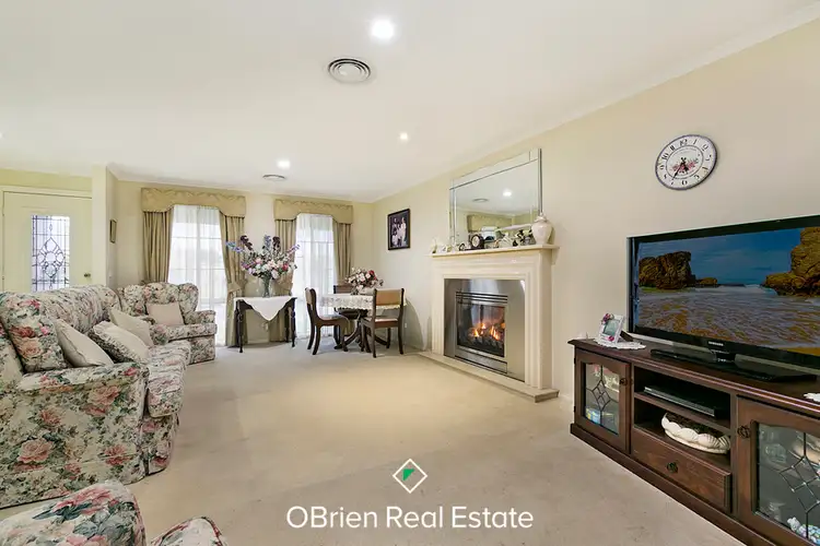 Fifth view of Homely house listing, 10 Sheoak Court, Pakenham VIC 3810