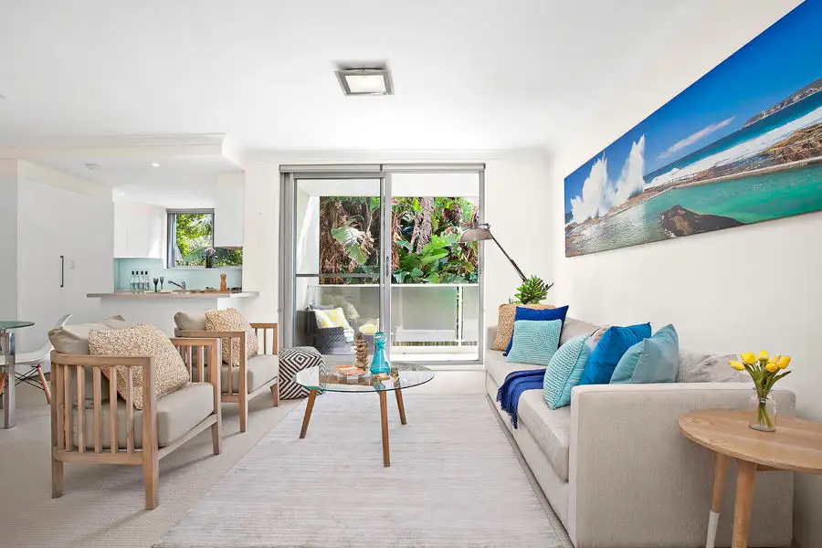 Main view of Homely apartment listing, 10/52-58 Carrington Parade, Curl Curl NSW 2096