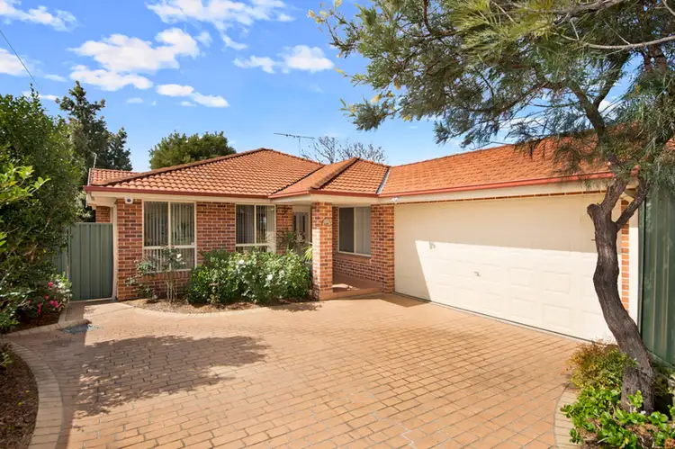Main view of Homely villa listing, 2/184 Bath Road, Kirrawee NSW 2232