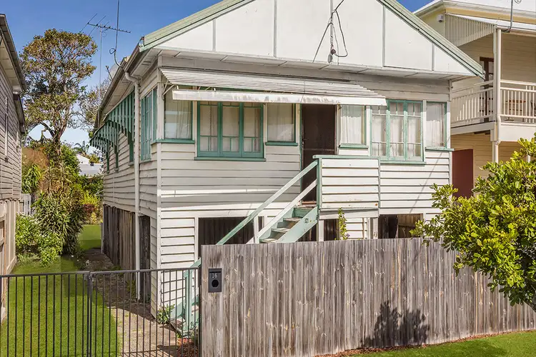 16 Chestnut Street, Wynnum QLD 4178