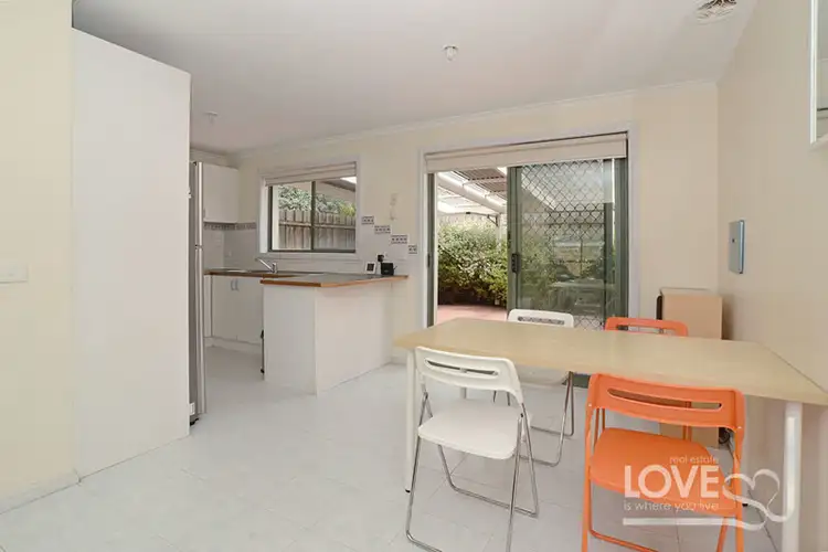 Second view of Homely house listing, 5/9 Ostia Court, Thomastown VIC 3074