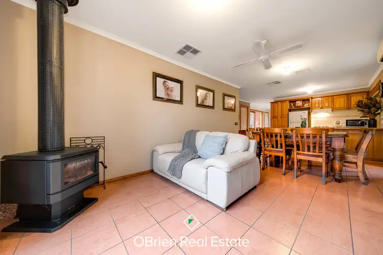 Fifth view of Homely house listing, 46 Allunga Parade, Berwick VIC 3806