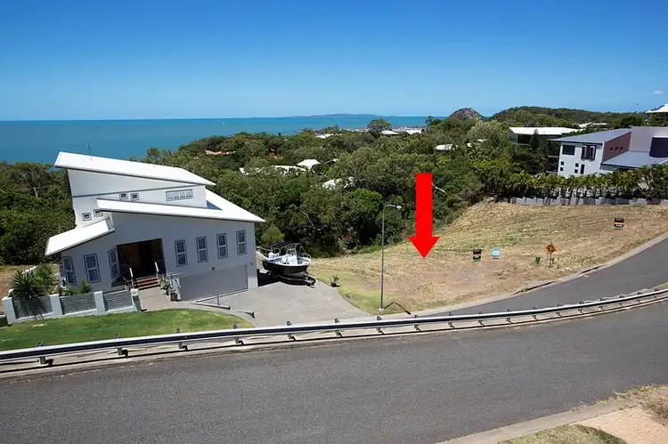 36 Bayview Drive, Lammermoor QLD 4703