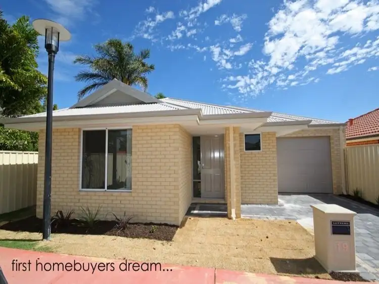 19/11 Hazlett Way, Canning Vale WA 6155