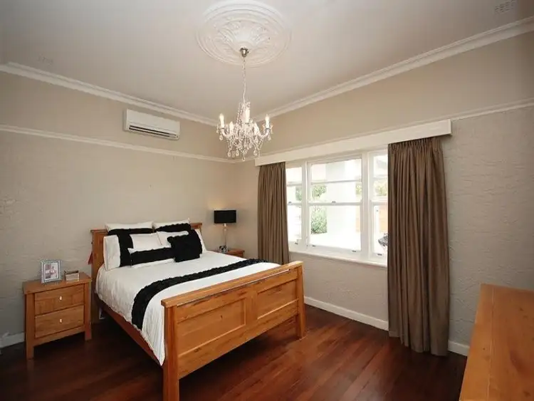 10 Green Street, Joondanna WA 6060