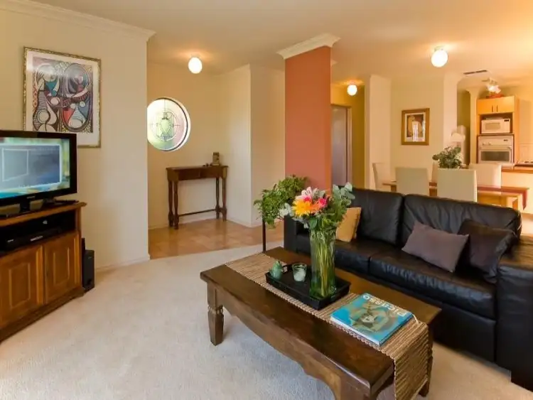 4/17 Tuart Street, Yokine WA 6060
