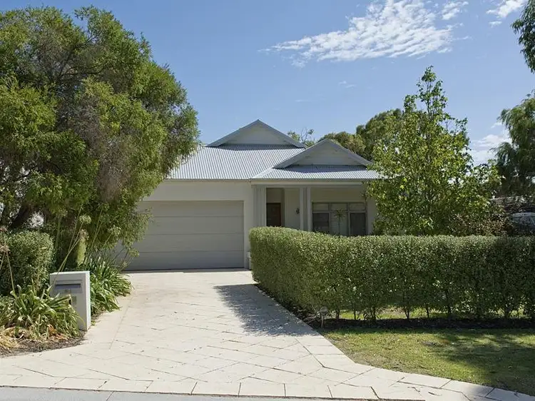 4 Minibah Street, Wembley Downs WA 6019