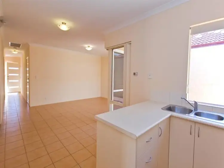 Fifth view of Homely house listing, 2/39 Windsor Street, Perth WA 6000