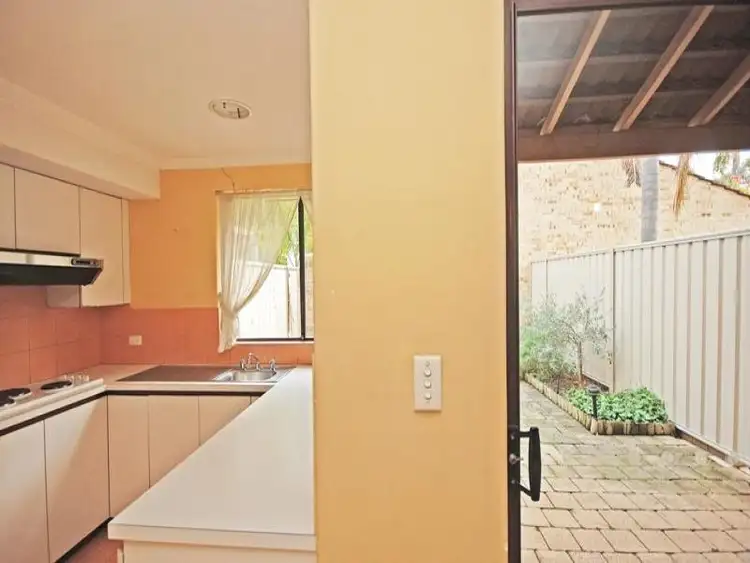 Seventh view of Homely townhouse listing, 2/9 Brentham, Leederville WA 6007