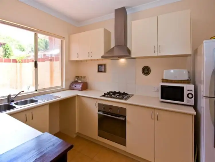 Fifth view of Homely house listing, 4/39 Windsor Street, Perth WA 6000