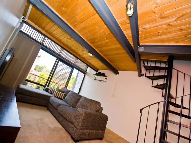 8/3 Greenway Street, Perth WA 6000
