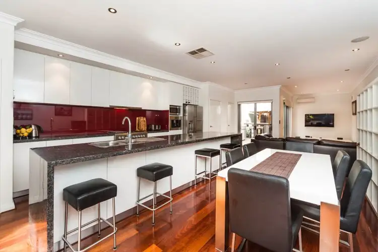 33 Knebworth Avenue, Perth WA 6000