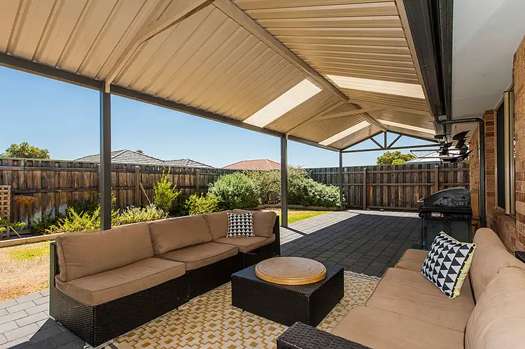 12 Redbank Drive, Ellenbrook WA 6069