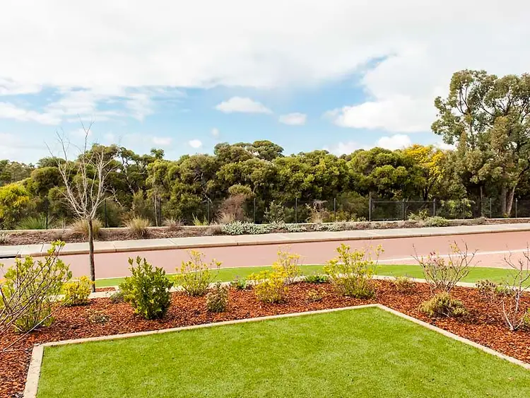 Fifth view of Homely house listing, 15 Zanzibar Loop, Aveley WA 6069