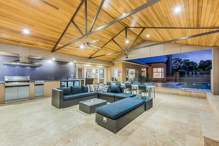 17 Farnborough Parkway, The Vines WA 6069