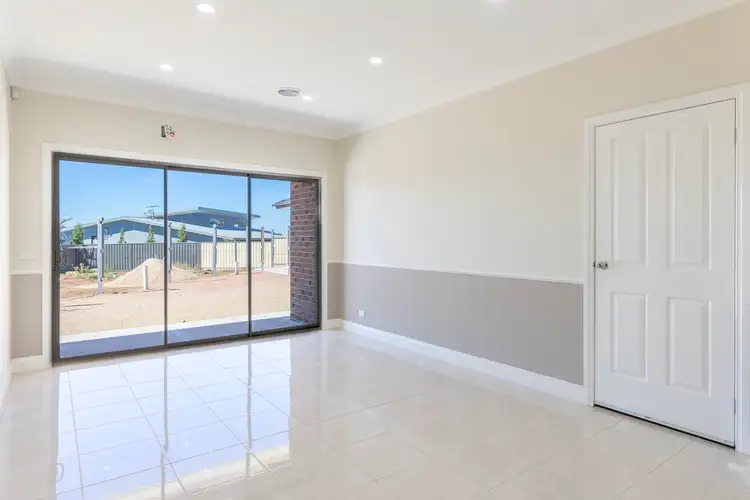 Fifth view of Homely unit listing, 2/25 College Square, Bacchus Marsh VIC 3340