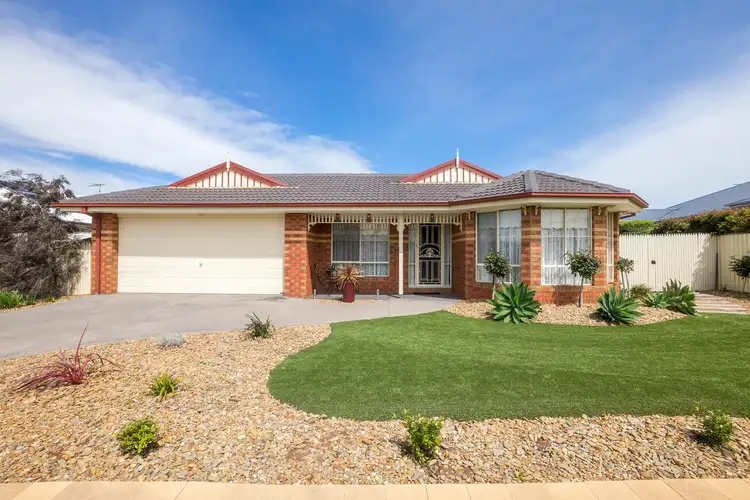 10 Suttonleigh Way, Bacchus Marsh VIC 3340