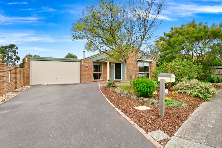 37 Carrington Crescent, Carrum Downs VIC 3201