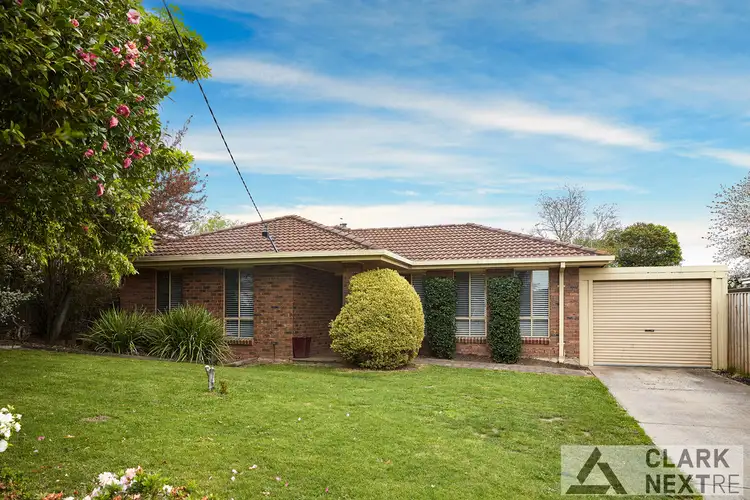 19 Hopetoun Road, Drouin VIC 3818