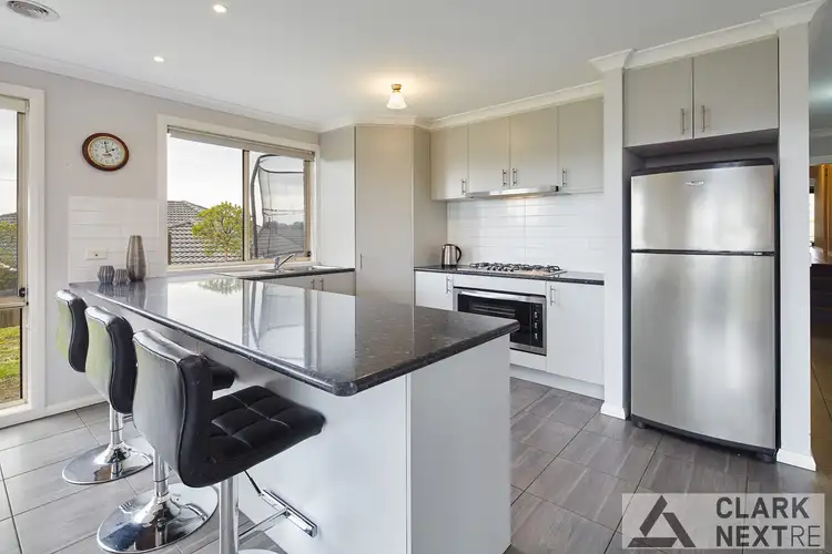 Fourth view of Homely house listing, 2 Alida Court, Warragul VIC 3820