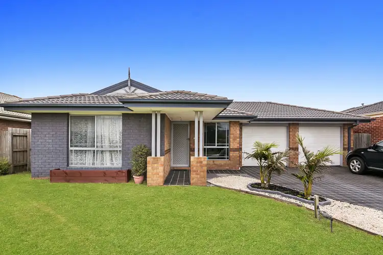 11 Triumph Way, Skye VIC 3977