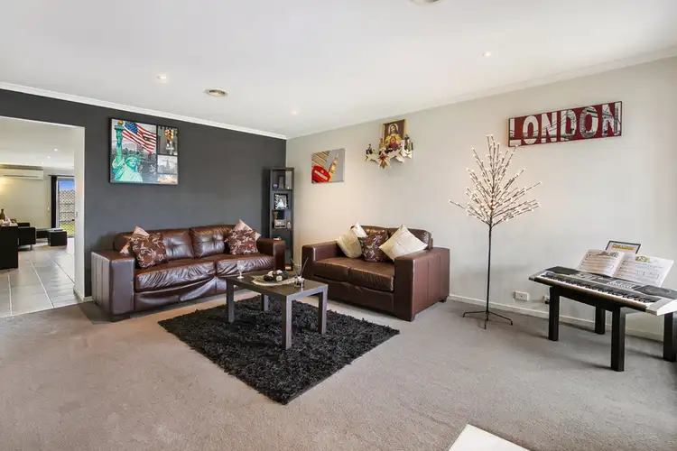 Sixth view of Homely house listing, 11 Triumph Way, Skye VIC 3977