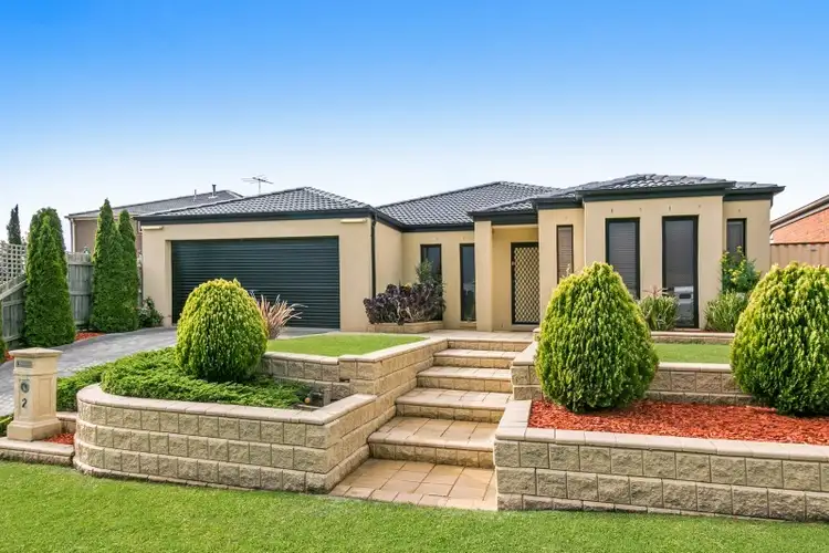 2 Amethyst Close, Skye VIC 3977