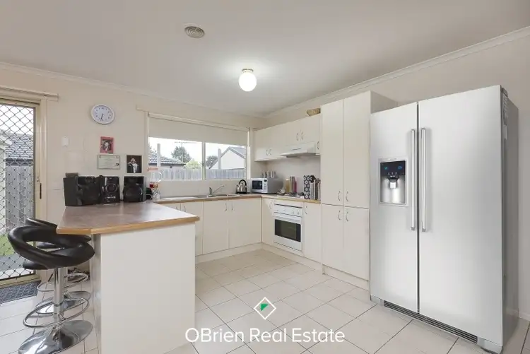 Fifth view of Homely house listing, 9 Kismet Close, Cranbourne West VIC 3977